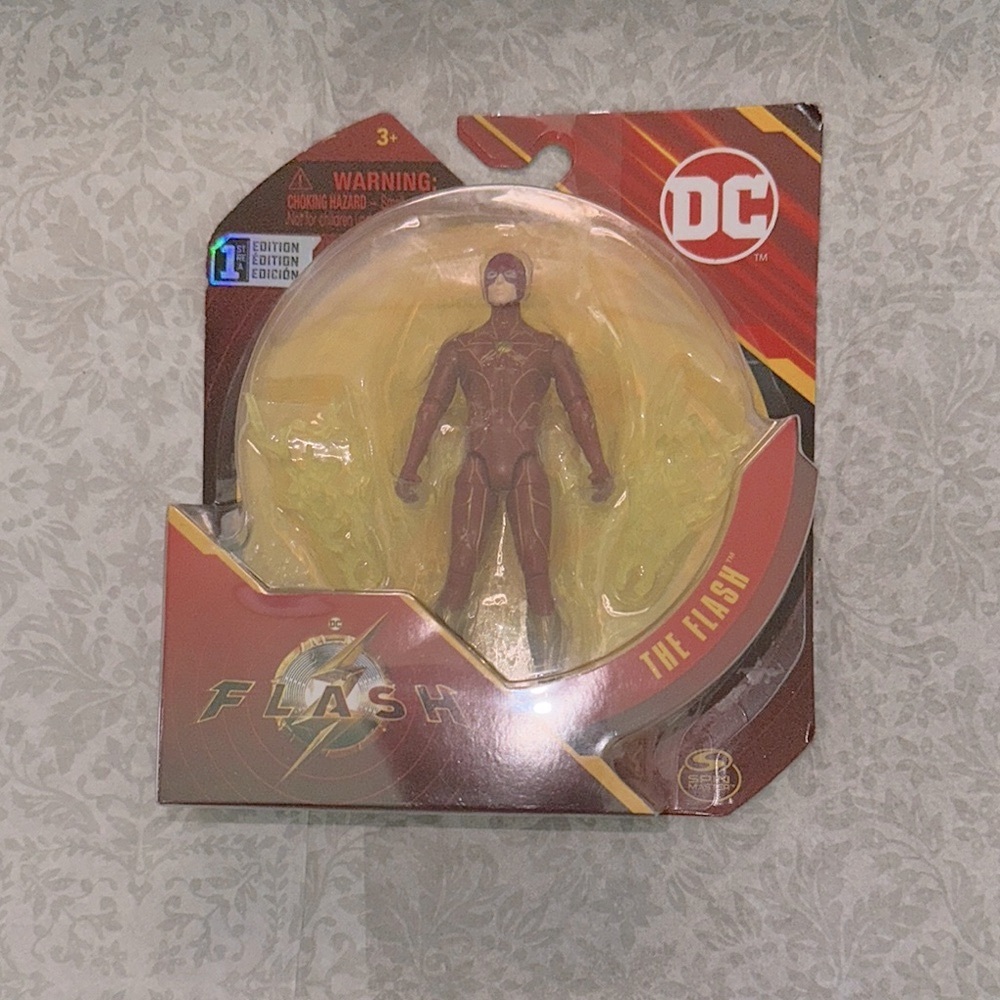 DC Red and Yellow Action Figure Playset
